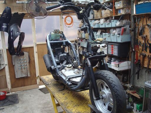 ホンダ　　スーパーDIO　 AF27　SK50MMT型　1996年式 　2サイクル車　　実働　整備済み　登録書類付き　旧車に理解ある方