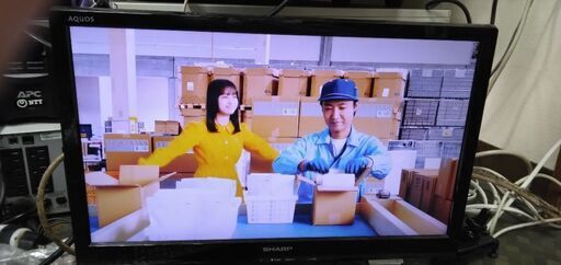 テレビ見れます! 液晶テレビ 2500円  シャープLC-22K90 リモコン付  2014年製
