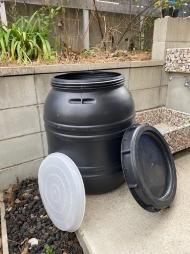 【Shigeru】雨水タンク（ブラック）　２個　引き取り Shigeru】雨水タンク（ブラック） 2個 引き取り 雨水タンク ブラック