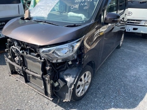 デイズ　部品取り