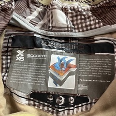 スノーボードウェア BURTON LARGE ウェア上 チェック柄 + Ripzone ウェア下 Mサイズ まとめて セットアップ 中古品 ③の画像