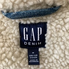 GAPのGジャンの画像