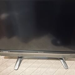 AQUOS　２００８年製３７インチ　液晶テレビ　シャープ　無料