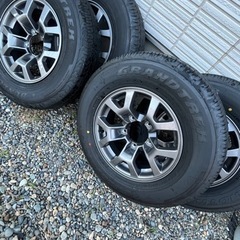 【取引中】ジムニーシエラ純正タイヤホイール4本セット(新車外し)