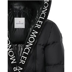 2023秋冬 モンクレール メンズ Ｓダウンジャケット Montcla ショートダウンジャケット MONCLER MONTCLA　モンクラ レタリング刺繍 グログランパイピング ワッペン ブラックの画像