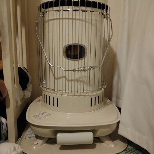 ストーブ　灯油　お洒落