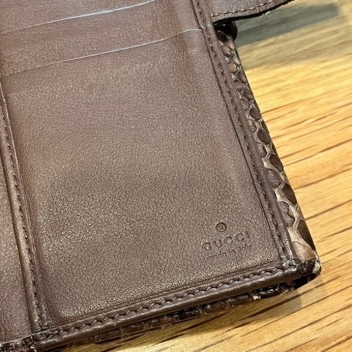 GUCCI グッチ　長財布　パイソン　