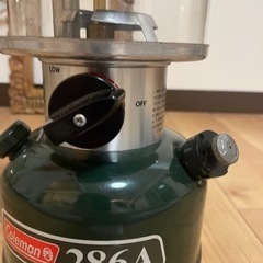 ガソリン　ランタン　コールマン　の画像