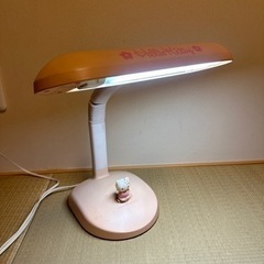 ハローキティ　スタンドデスクライト