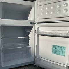 美品 冷凍 冷蔵庫 ハイアール 85L 2020年　清掃除菌済みの画像