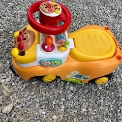 アンパンマン　　車