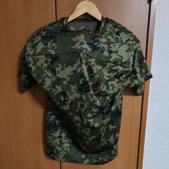 【取引中】⑤陸上自衛隊　戦人　肩パッド入り迷彩シャツ　