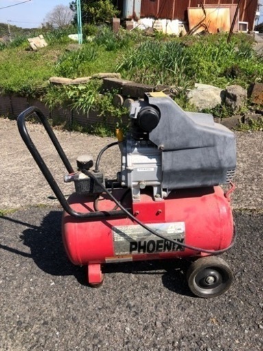 エアー　コンプレッサー