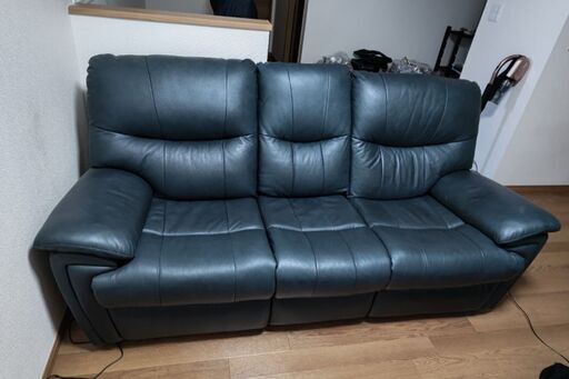 ヤマダ電機　電動リクライニングソファ