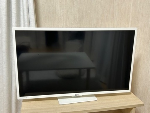 【お取り引き完了】SHARP製テレビ（＋テレビ台）