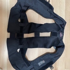 【ほぼ新品】乗馬用エアバッグプロテクター　ヒットエアーの画像
