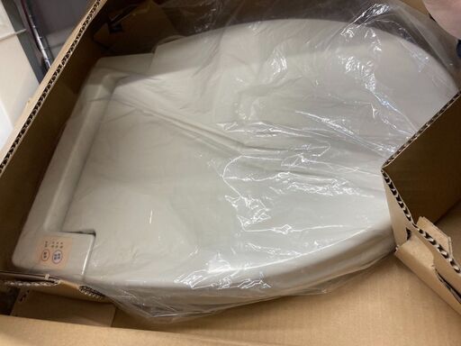 ☆中古￥2,800！TOTO　暖房便座　ウォームレット　家電　YZLI型　【BC076】