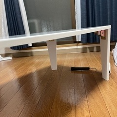 ニトリ折り畳みテーブルの画像