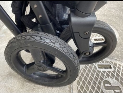 子供用品 ベビー用品 2人のベビーカー