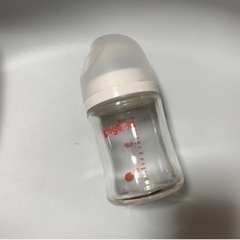 ピジョン　哺乳瓶の画像