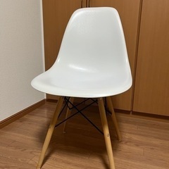 イームズチェア