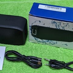 bluetooth スピーカー IPX7防水 AUX/TFカード...