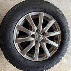 プリウス30系ハッチバックS車に履いていた、 タイヤ、ホイール