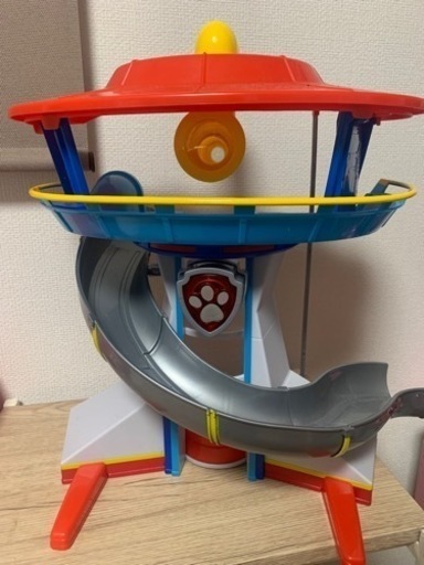 パウパトロール  パウステーションとビークルフィギュア付