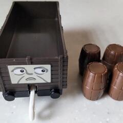 プラレール　いじわる貨車（樽荷付き）の画像