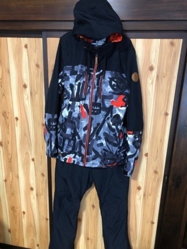 2回着用★QUIKSILVER スノーウェア(L)