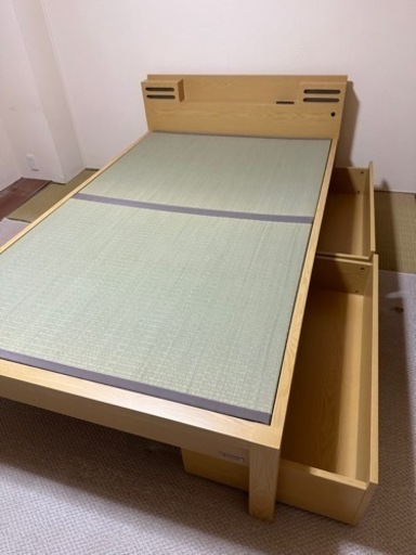 D0180畳セミダブルベッド　引き出し付き　宮付き、照明付き　札幌市内配達無料