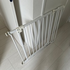 子供用品 ベビー用品 安全、保護グッズ