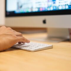 【継続案件】WEBライター募集！大手営業メディアのリライト業務/...