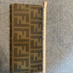 FENDI 長財布