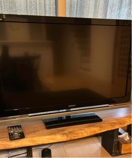 液晶テレビ