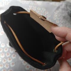 ミナペルホネン ハンドメイド スマホポシェットの画像