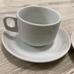 真っ白　コーヒーカップ　マグカップ　食器　コップ　ソーサー　セットの画像