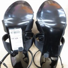 59/603 グレースコンチネンタル レースフリルサンダル(黒 37)【モノ市場知立店】の画像
