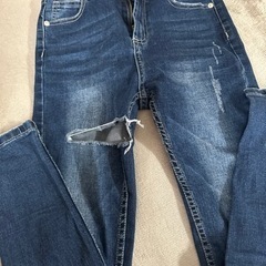 GRL ダメージデニム