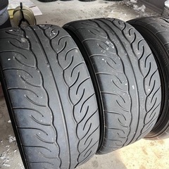 ヨコハマ　アドバンネオバ　AD08 255/40R18 の画像