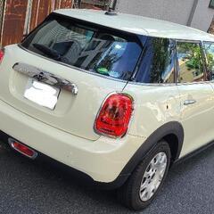 極上車　MINIワン　５ドア　走行１３8００キロ　オーディオディスプレイの画像