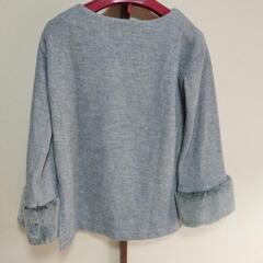 レディースグレーのトップス　М〜Lサイズの画像