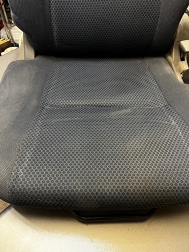ハイゼットカーゴ　運転席　座椅子　パーツ