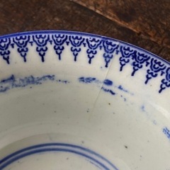 見込みに麒麟◆オリエンタルな雰囲気。伊万里　ベロ藍印判深鉢　骨董・antiques 碗　明治期の画像