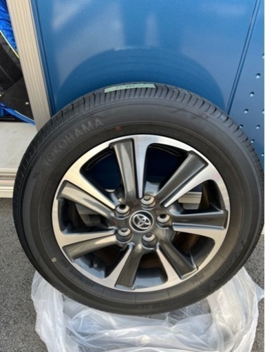 トヨタ ヴォクシー80 純正ホイール タイヤ