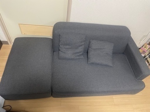 2人掛けソファー＋オットマン＋クッション（2個）※現在受渡し予定者がいます※