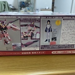 ガンプラ　1/100 インフィニットジャスティスガンダムの画像