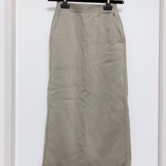 受渡者決定済み❗️無料✨GUスウェットロングスカート/服/ファッ...