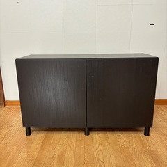 IKEAの収納シェルフ
