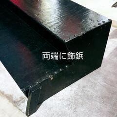 大工が作った木製2段階段の画像